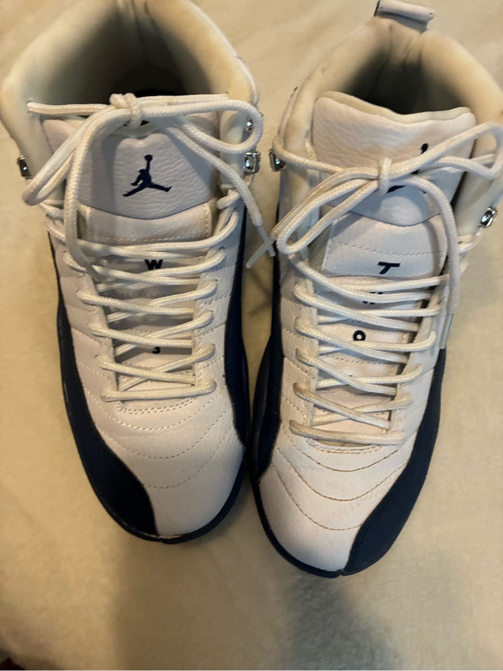 Men’s athletic sneakers size 8.5 white/blue